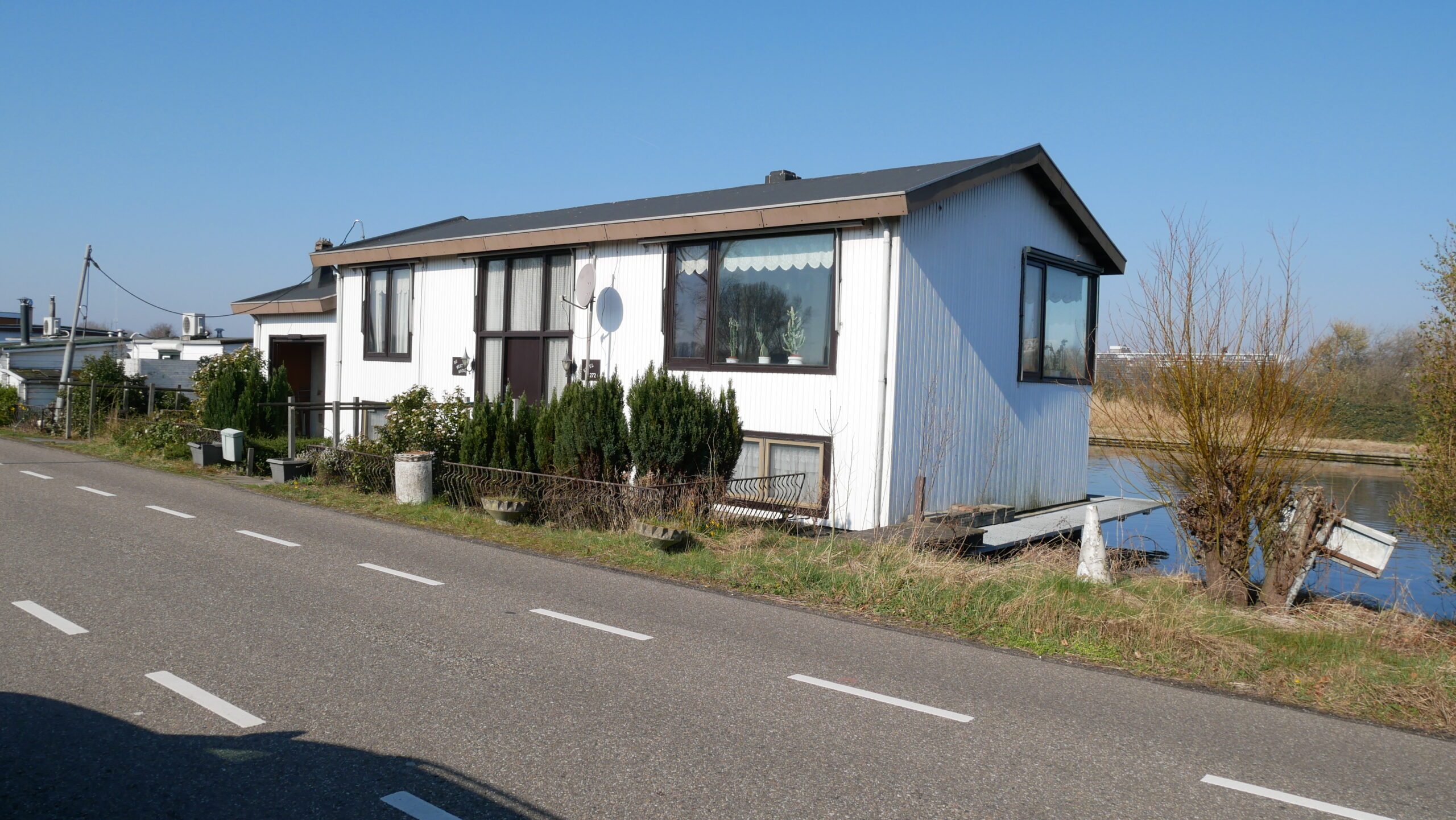 Buiten rechts