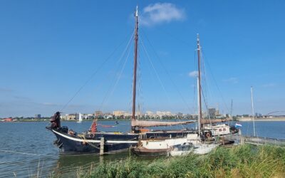 Klipper Bracksand met ligplaats te Amsterdam