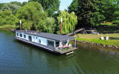 Woonark Mississippi met ligplaats te Sint Andries